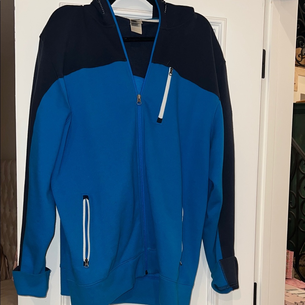 The North Face Black and Blue Hoodie Jacket🩵🩶
